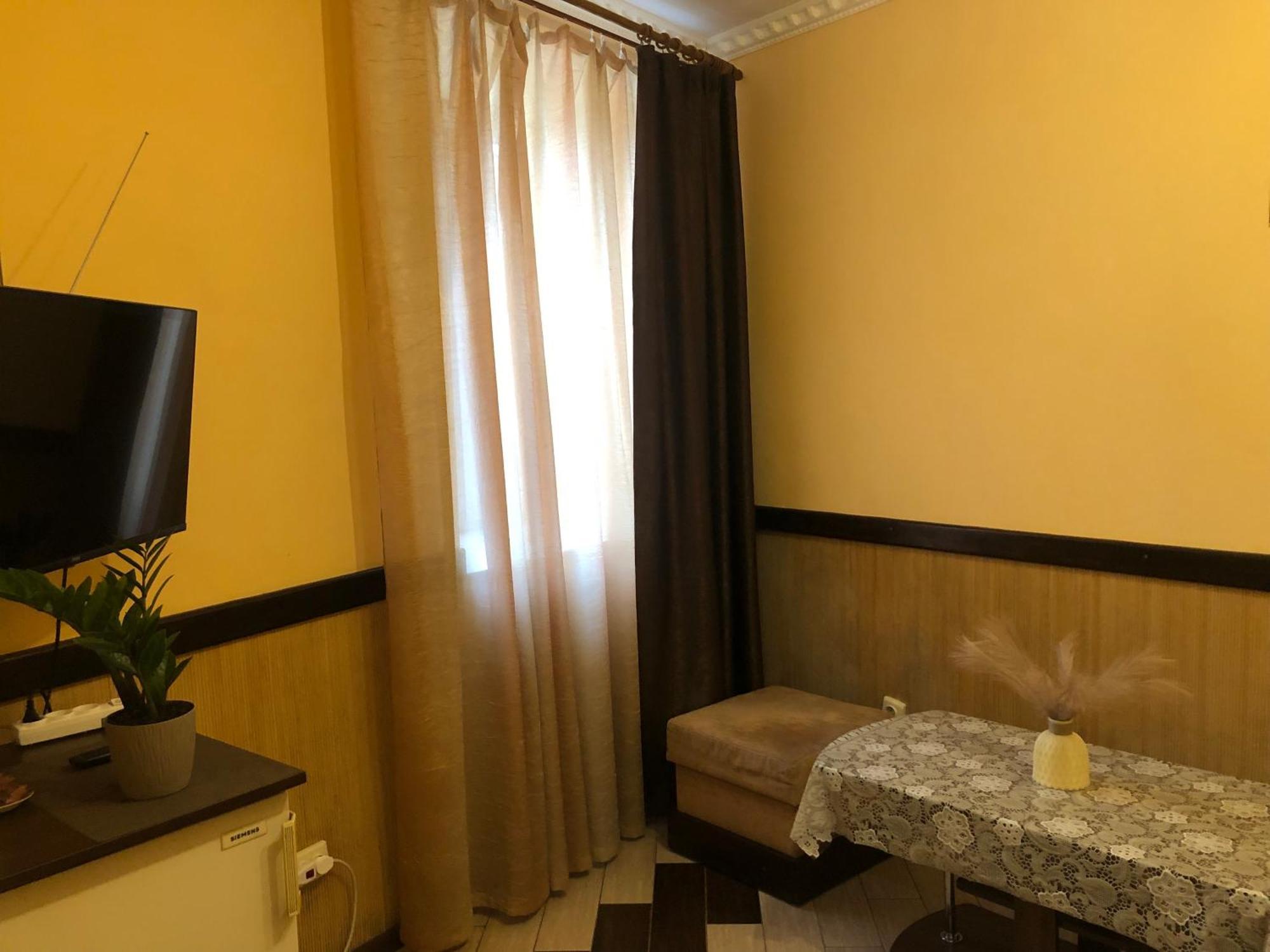 Львів Центр Міста Apartment In The Center Of Lviv Поруч Громадська Парковка 外观 照片